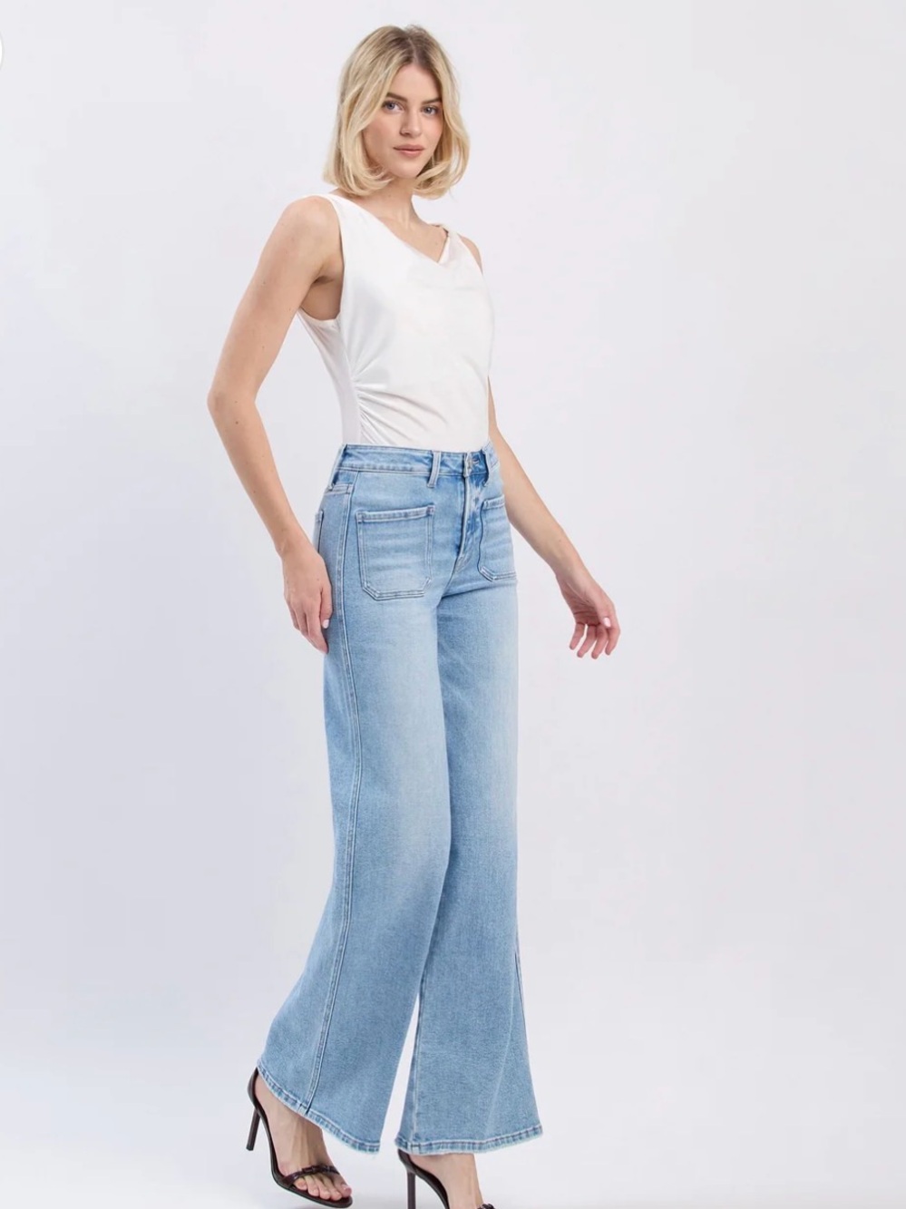 Flying Monkey Apus - High Rise Patch Pocket Wide Leg Jeans size 26”